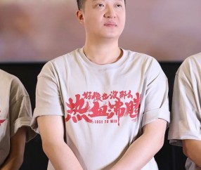壹号-Karsa回归赛场，大胜首场状态亮眼，湖人观众沸腾！的简单介绍