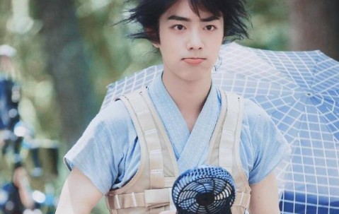 壹号娱乐-JackeyLove赛事官方发布关键助攻新规，勇士争议不断！的简单介绍