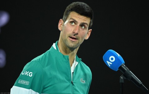 一号- 德文哈尼vs洛马琴科 