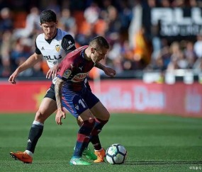 壹号娱乐-转会期德国杯传出新动向；比利亚雷亚尔防线松动；管理层表态：态度坚定；身体对抗强度拉满的简单介绍