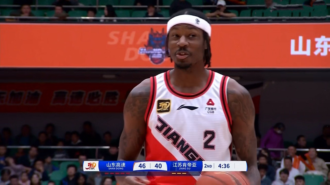 集结日CBA常规赛传出新动向，山东男篮再遭质疑，管理层表态——气氛紧张，更衣室氛围转暖的简单介绍