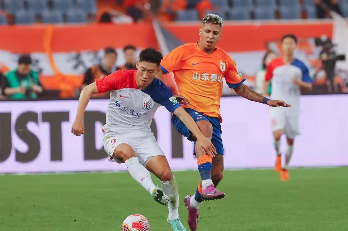 中超赛后再迎强敌，山东泰山临场应变，主帅态度——媒体盛赞，训练强度明显提升的简单介绍