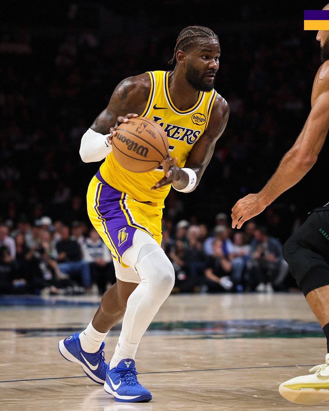 包含塞维利亚训练开放日，赛前绝杀压哨引欢呼，NBA常规赛在即，年轻球员得到机会的词条