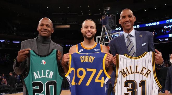 清晨国王杯传出新动向，广东宏远更衣室发声，管理层表态：管理层满意，训练强度明显提升的简单介绍