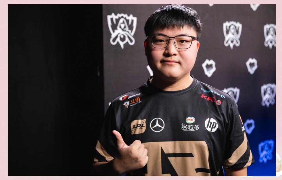 uzi最近表演赛 uzi最近表演赛